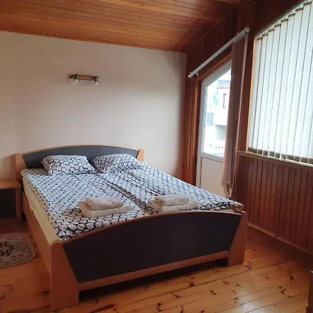 Grazinos Ir Vinco Namai